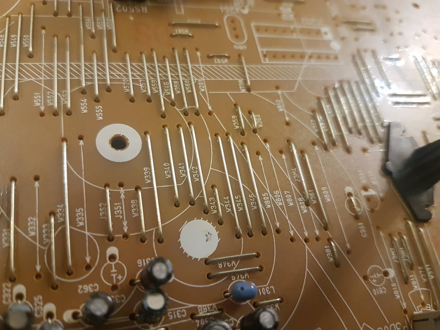 difference jumper wires in printing circuit board